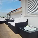 Apartman Sonja *