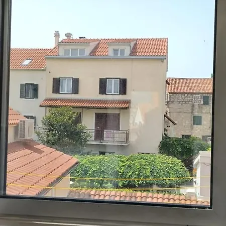 شقة Sonja سبليت